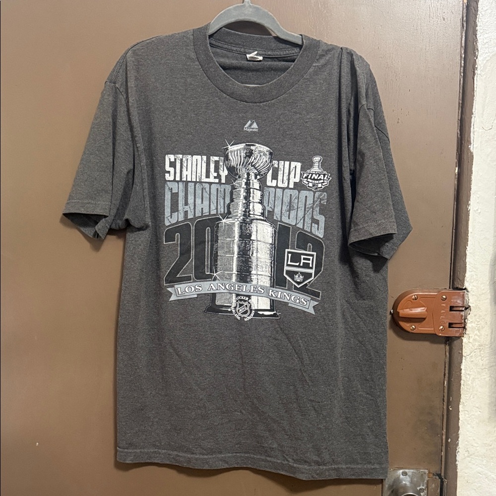 Gray Stanley Cup Champions Men’s T-Shirt Size L